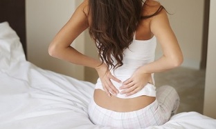 Warum tut der Rücken in der Lendenwirbelsäule weh 